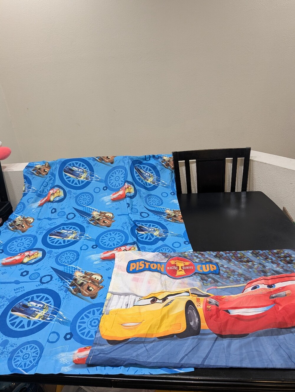 Disney Pixar Crib/Toddler Bed Flat Sheet & Single Pillowcase